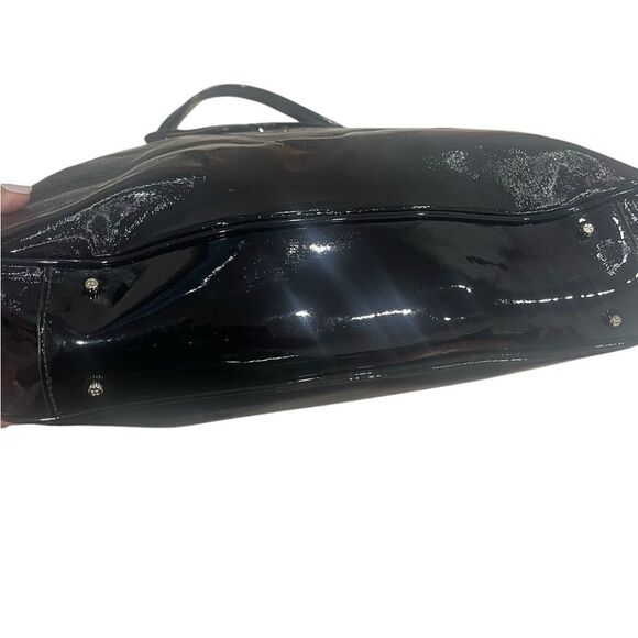 Kate Spade Patent Leather Tote with Gold Chain Embossed - Picture 5 of 16